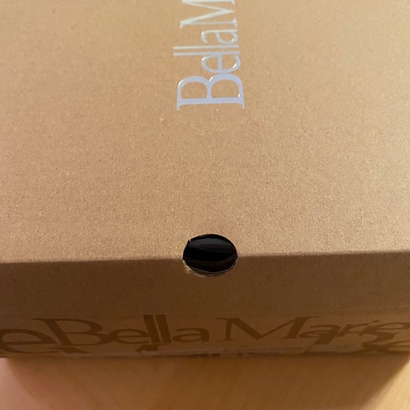 Boots - Picture 3 of 3